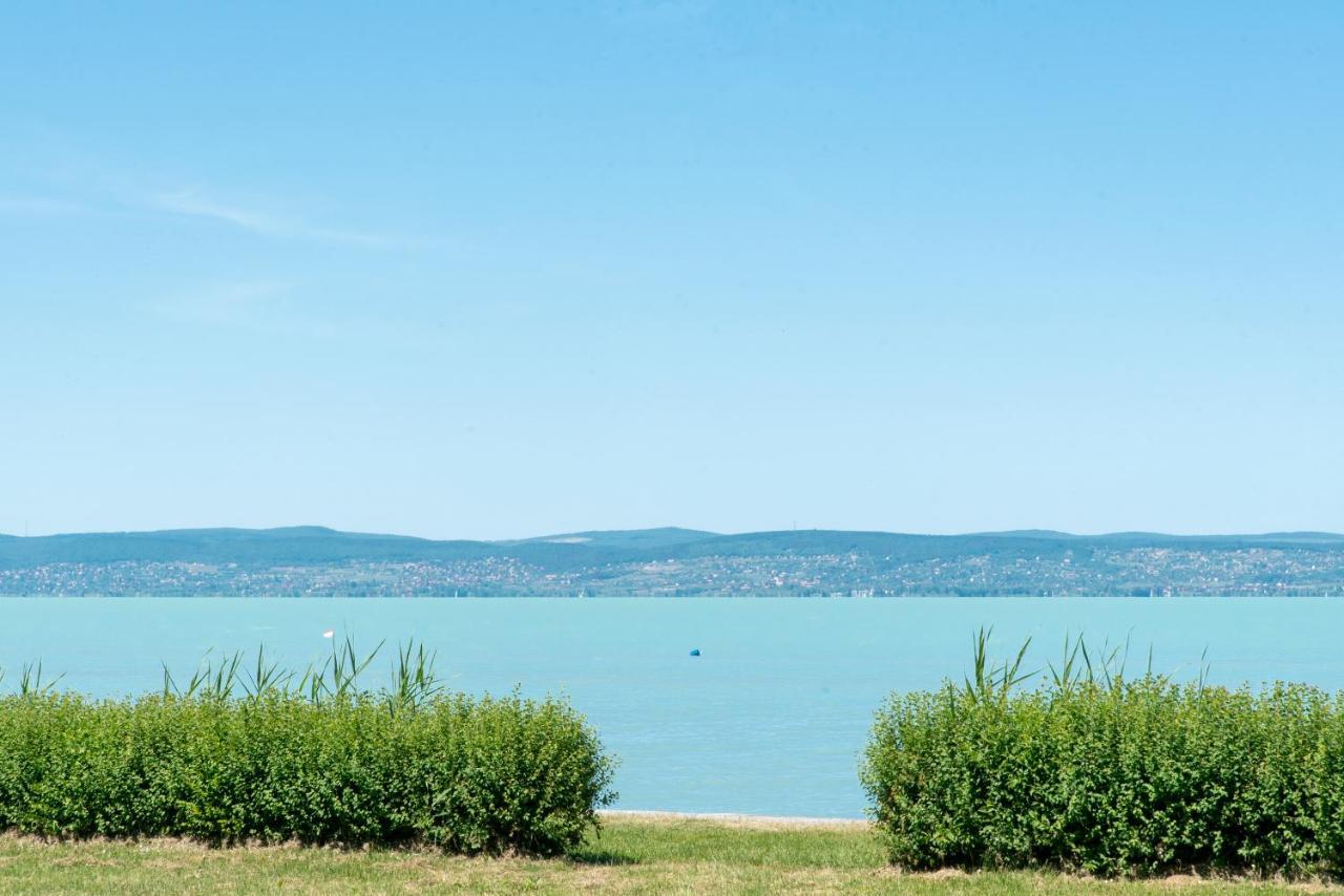 Balaton Lakeside Residence Siófok Exterior foto